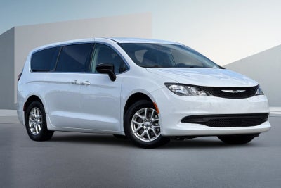 2024 Chrysler Voyager LX