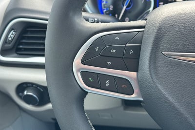 2024 Chrysler Voyager LX