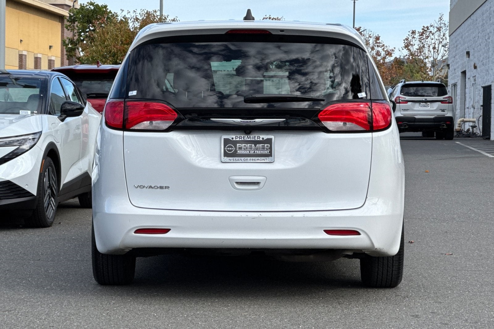 2024 Chrysler Voyager LX