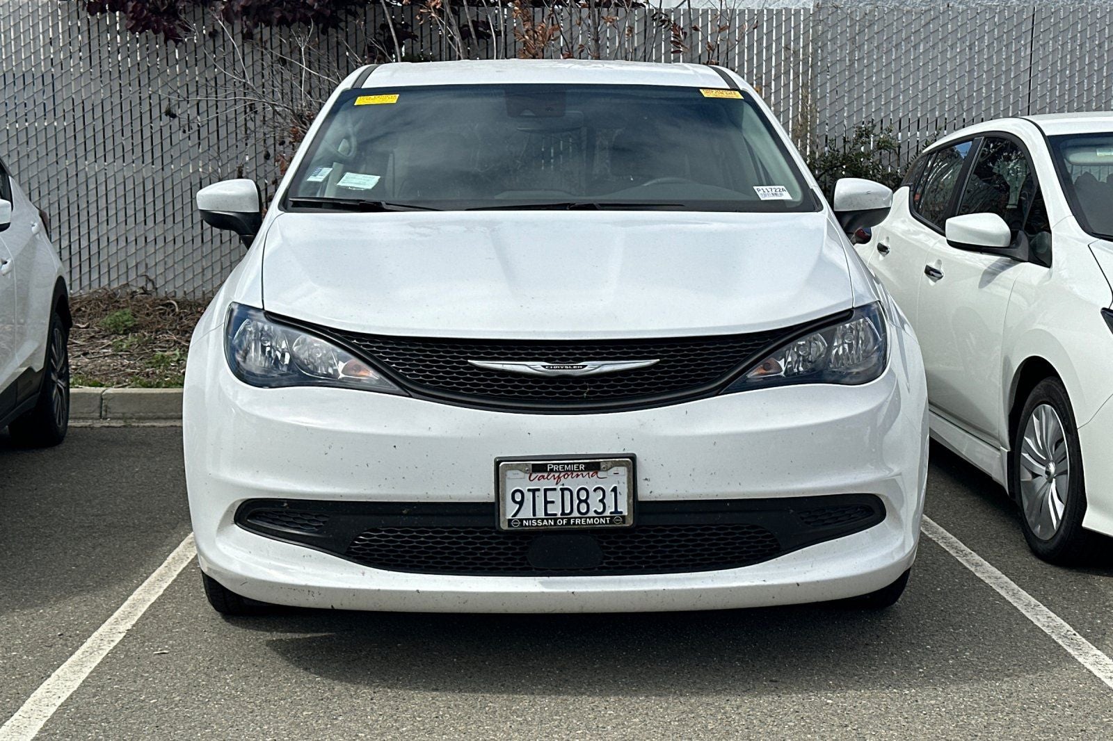 2023 Chrysler Voyager LX
