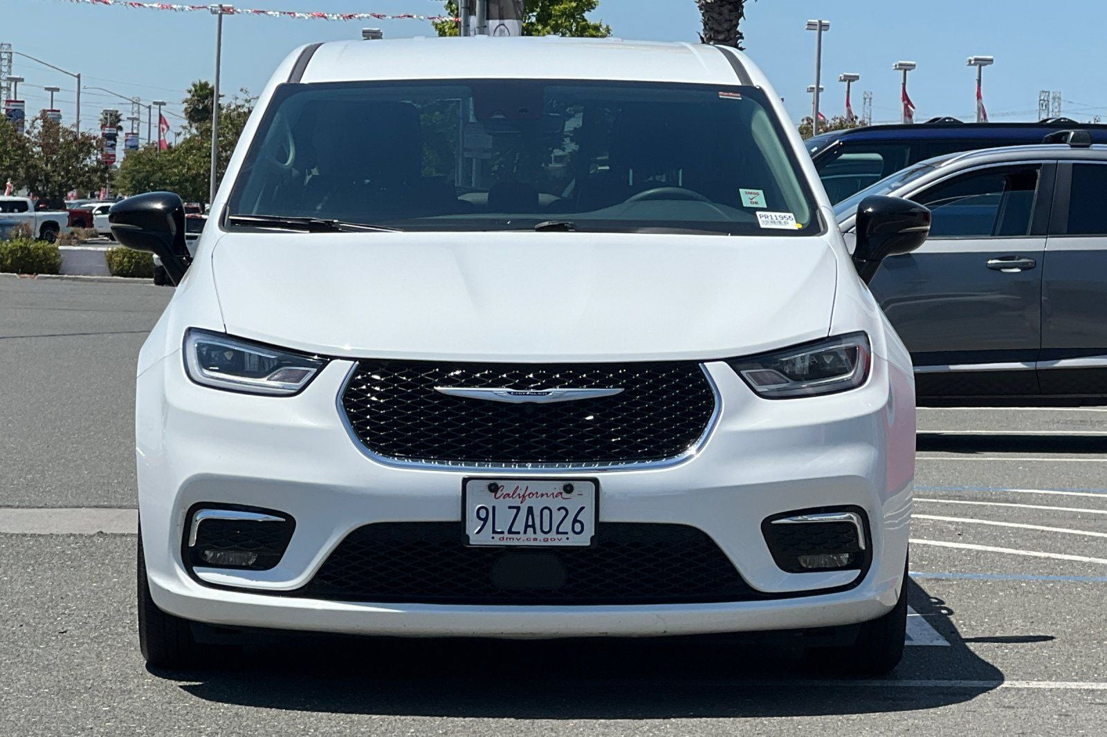 2024 Chrysler Pacifica Hybrid Select