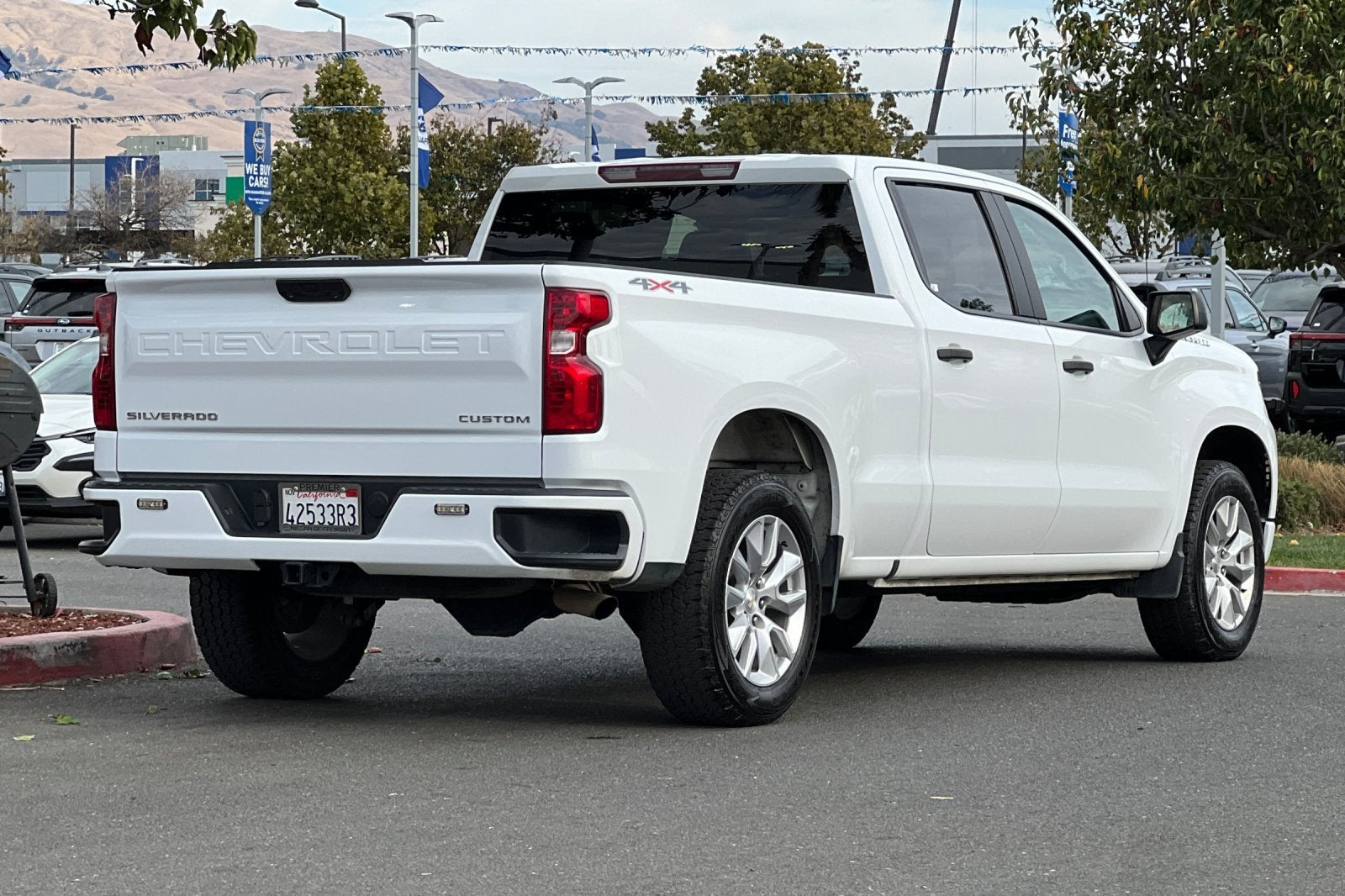 2023 Chevrolet Silverado 1500 Custom