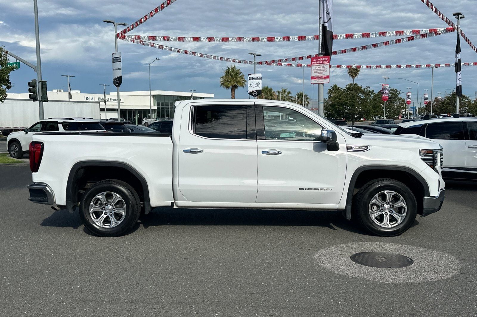 2024 GMC Sierra 1500 SLT
