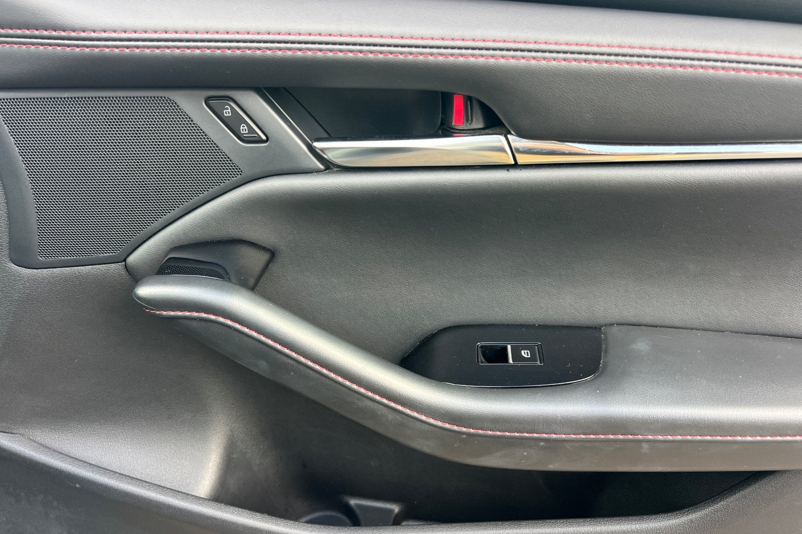 2025 Mazda Mazda3 2.5 S Carbon Edition