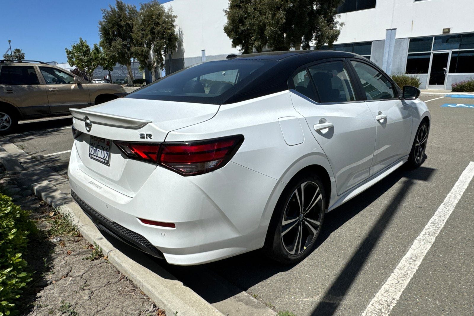 2023 Nissan Sentra SR