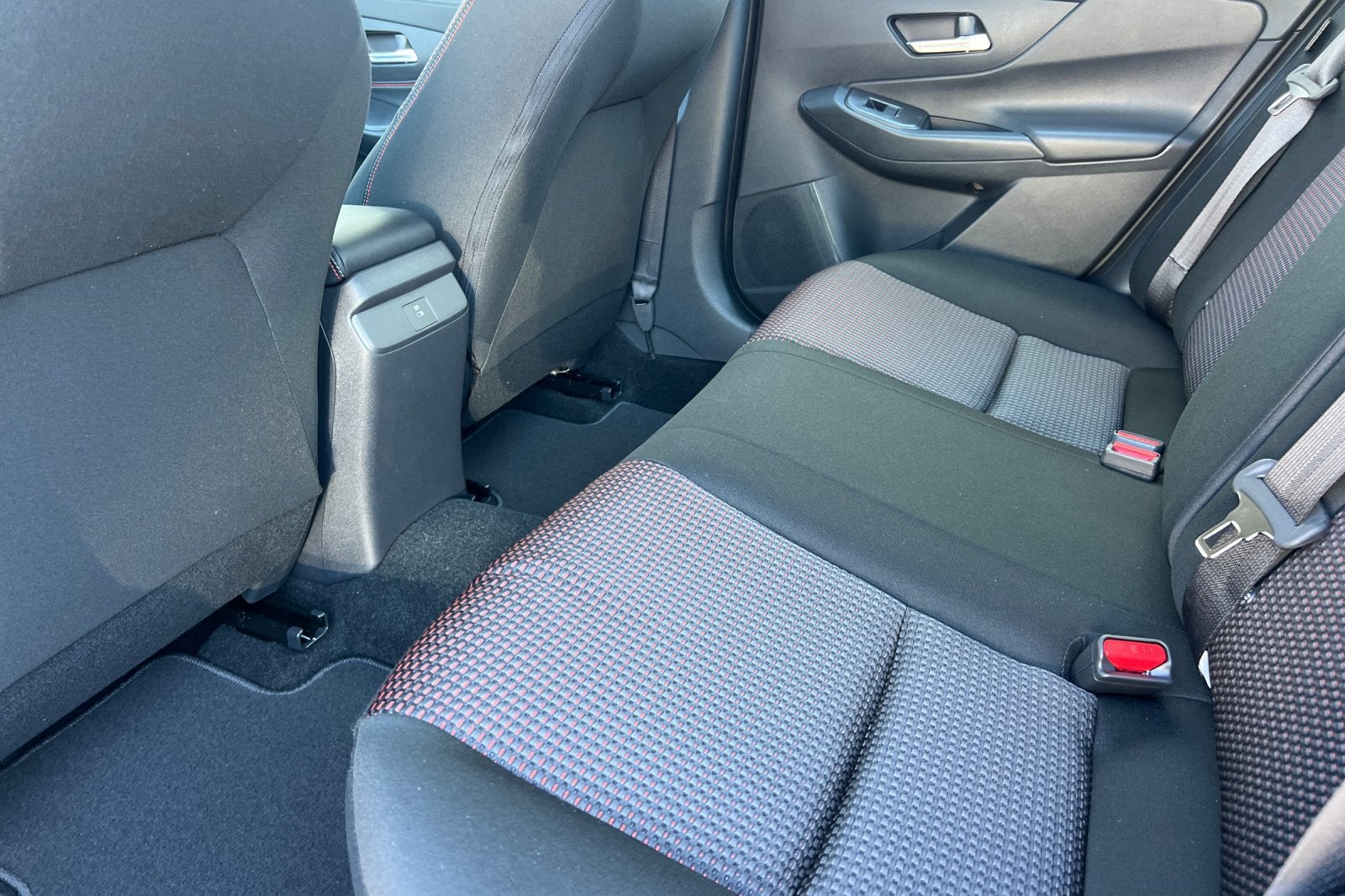 2027 Nissan Sentra SR