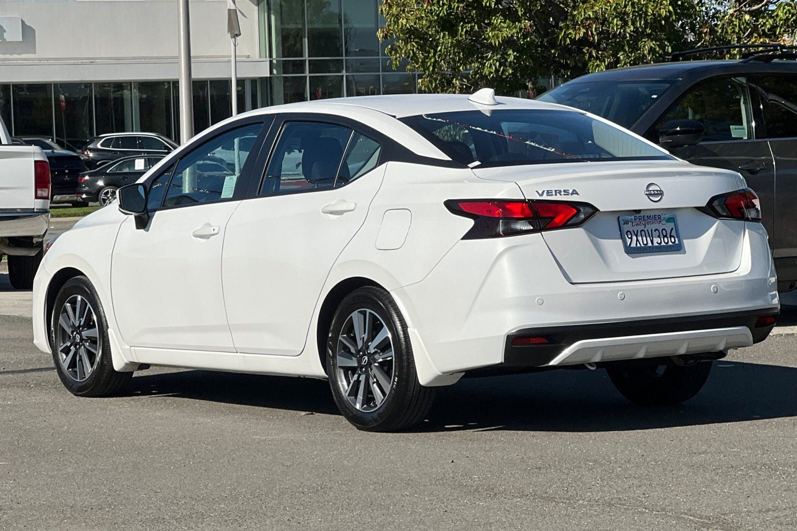 2025 Nissan Versa 1.6 SV