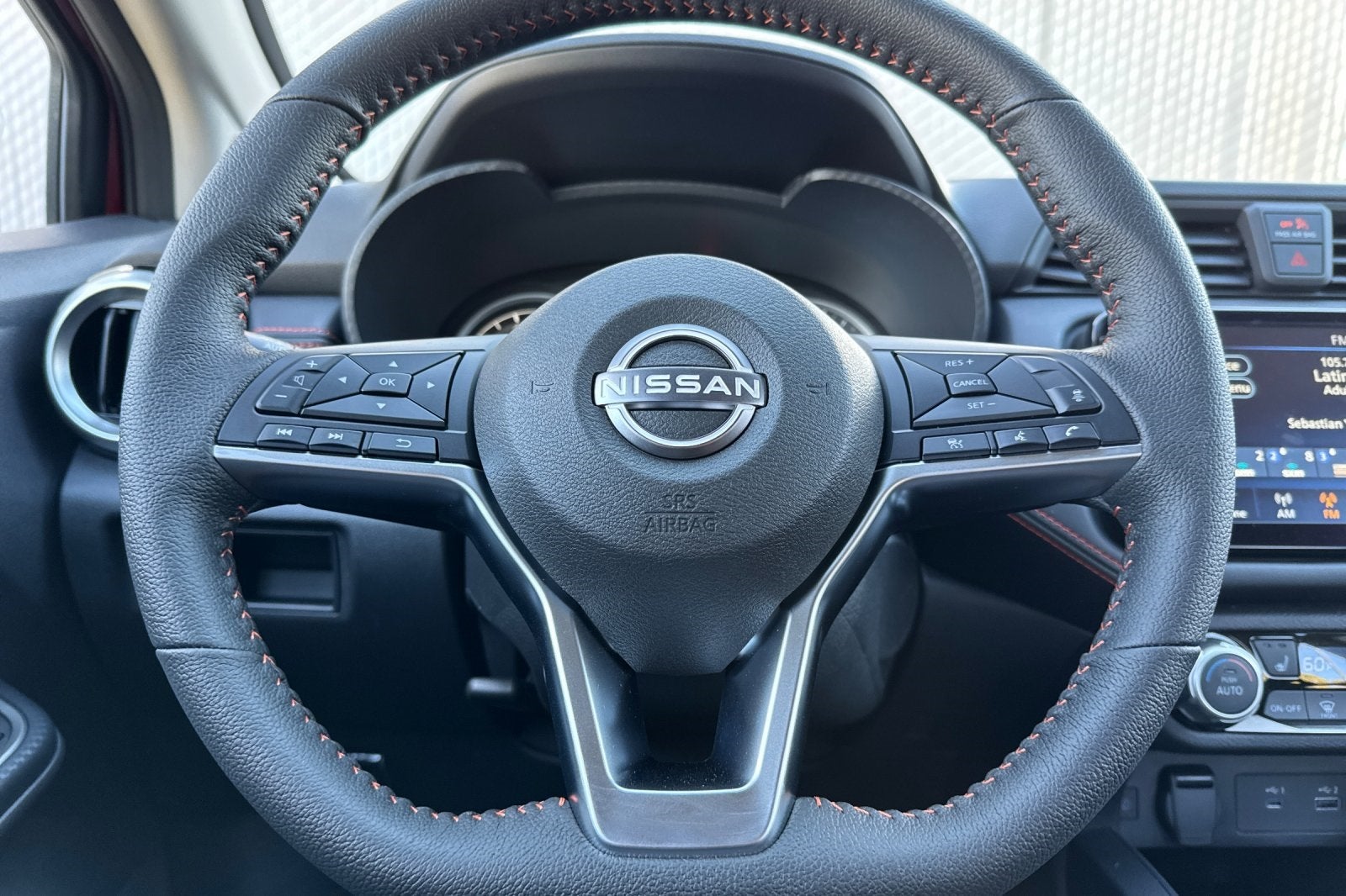 2025 Nissan Versa 1.6 SR