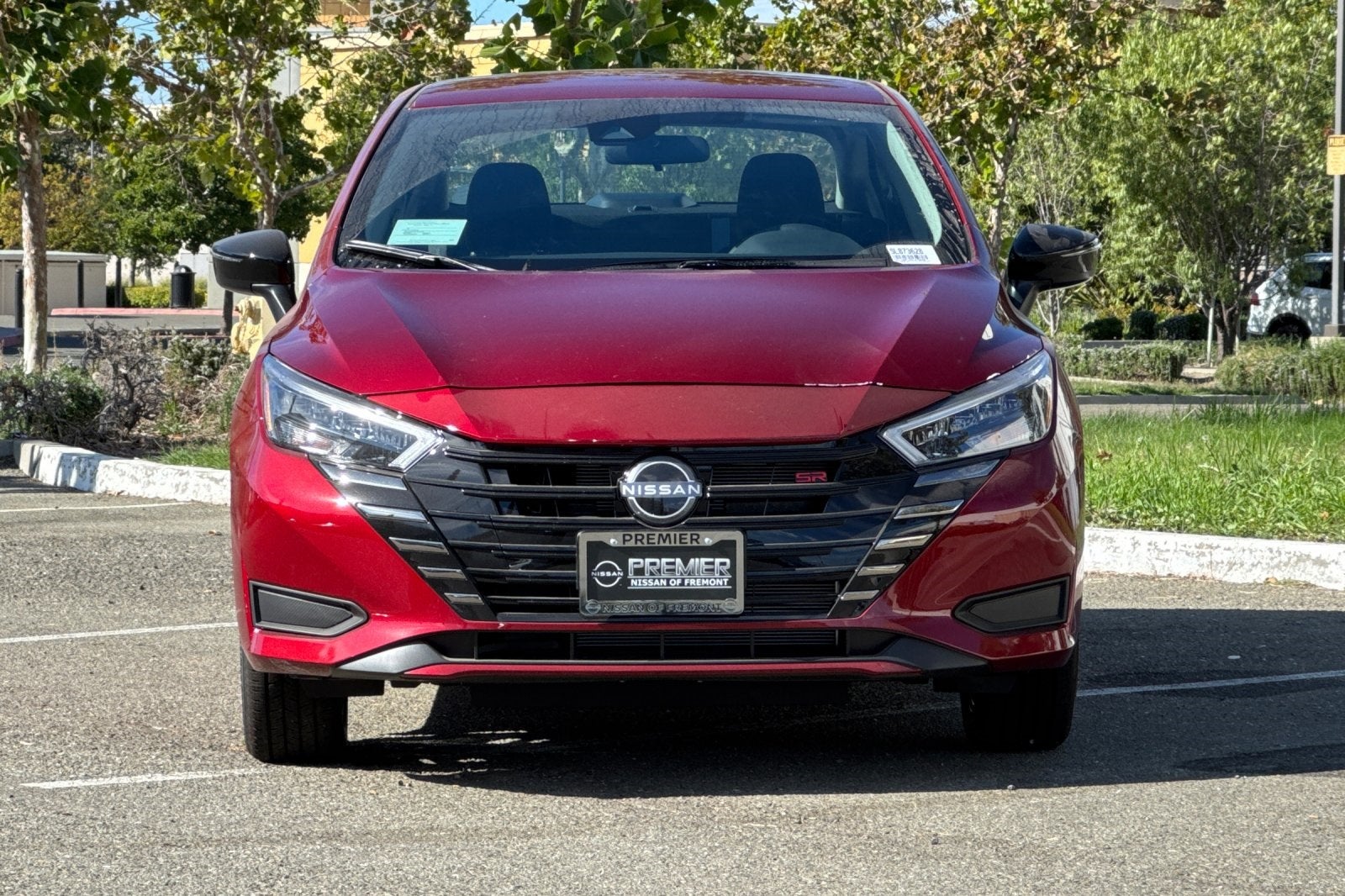 2025 Nissan Versa 1.6 SR