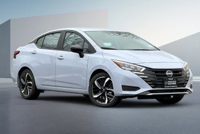 2025 Nissan Versa 1.6 SR