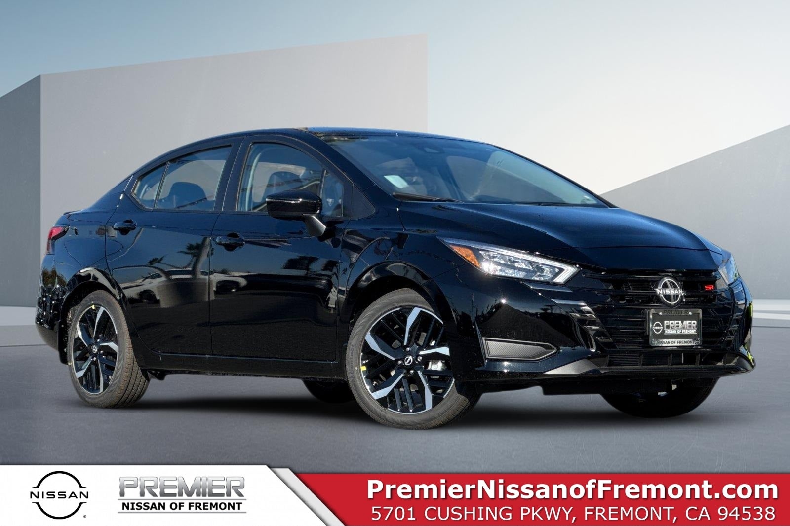 2025 Nissan Versa 1.6 SR