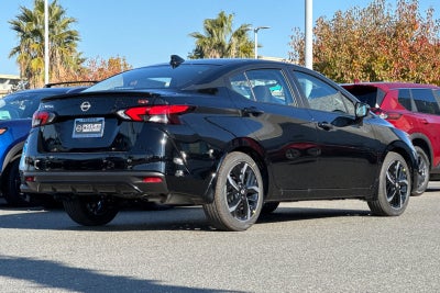 2025 Nissan Versa 1.6 SR