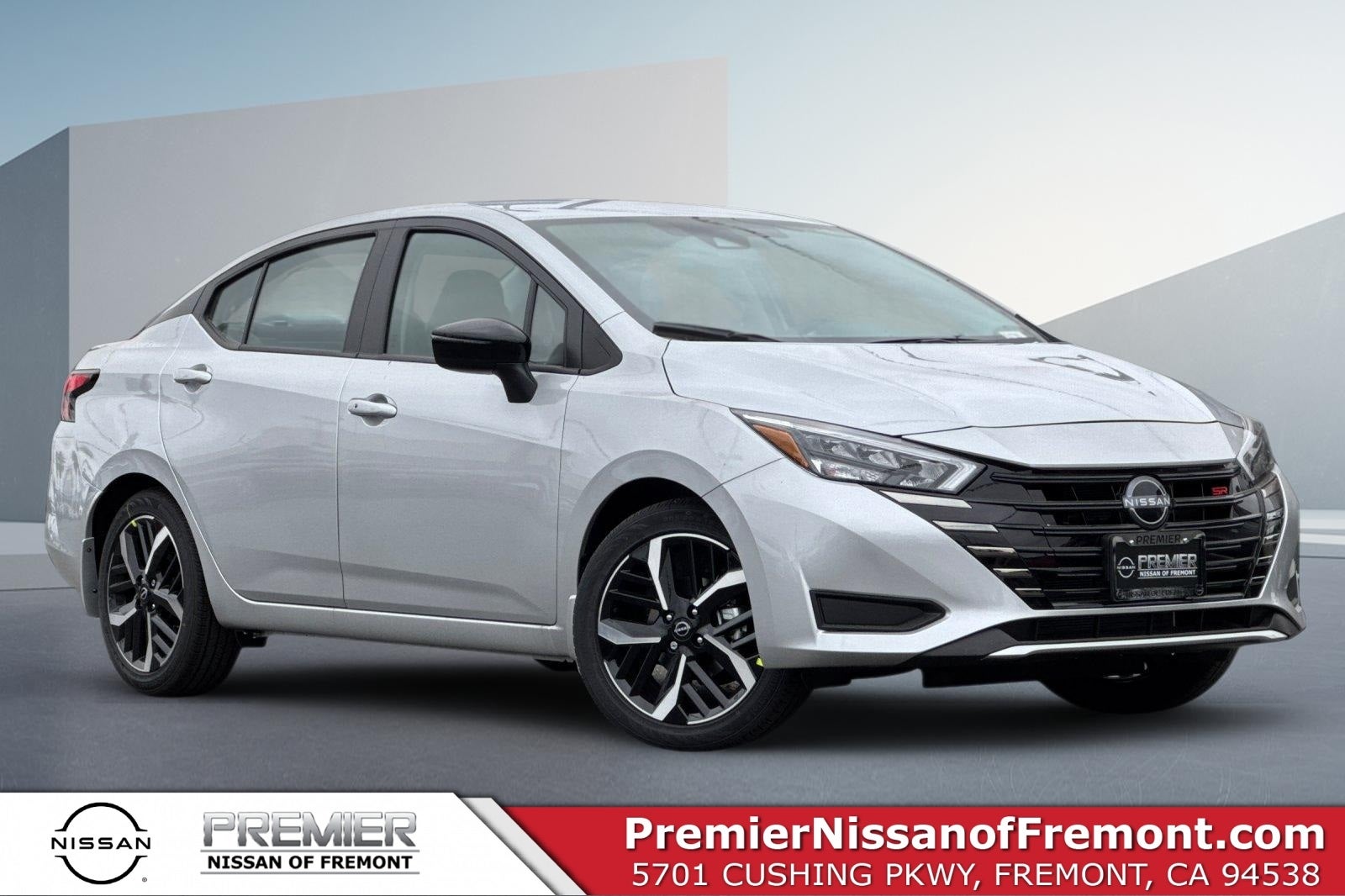 2025 Nissan Versa 1.6 SR