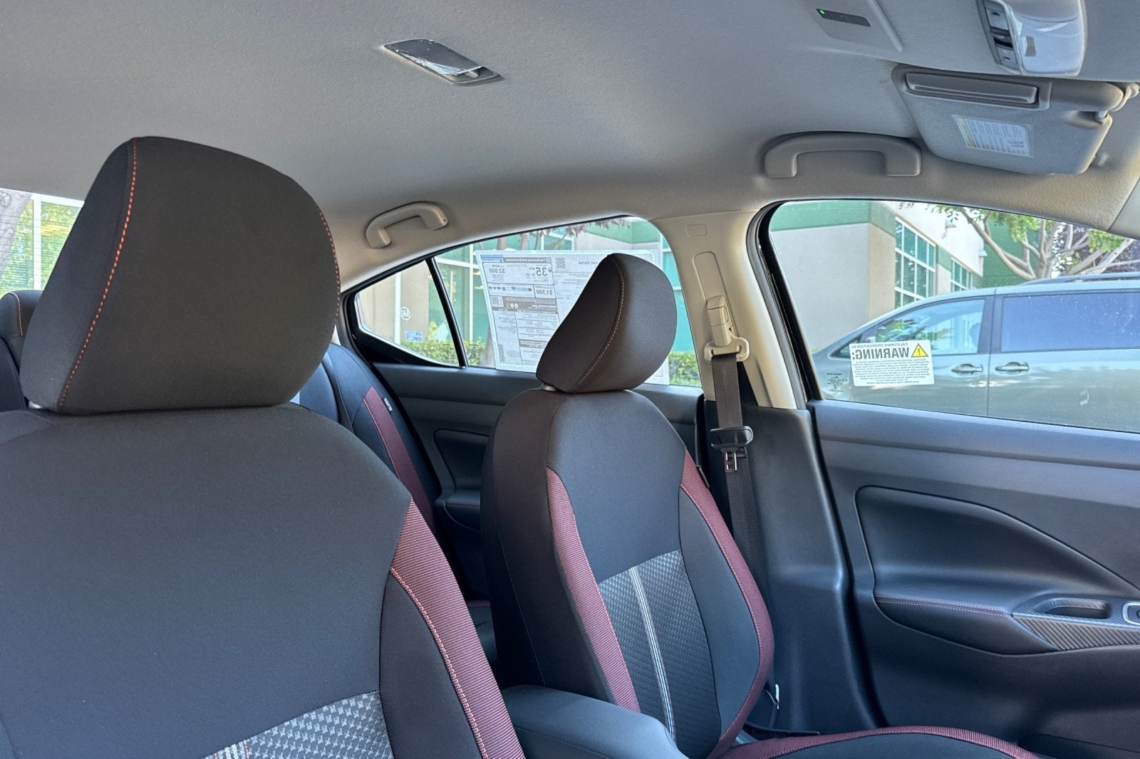 2025 Nissan Versa 1.6 SR