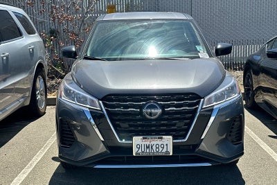 2025 Nissan Kicks Play S