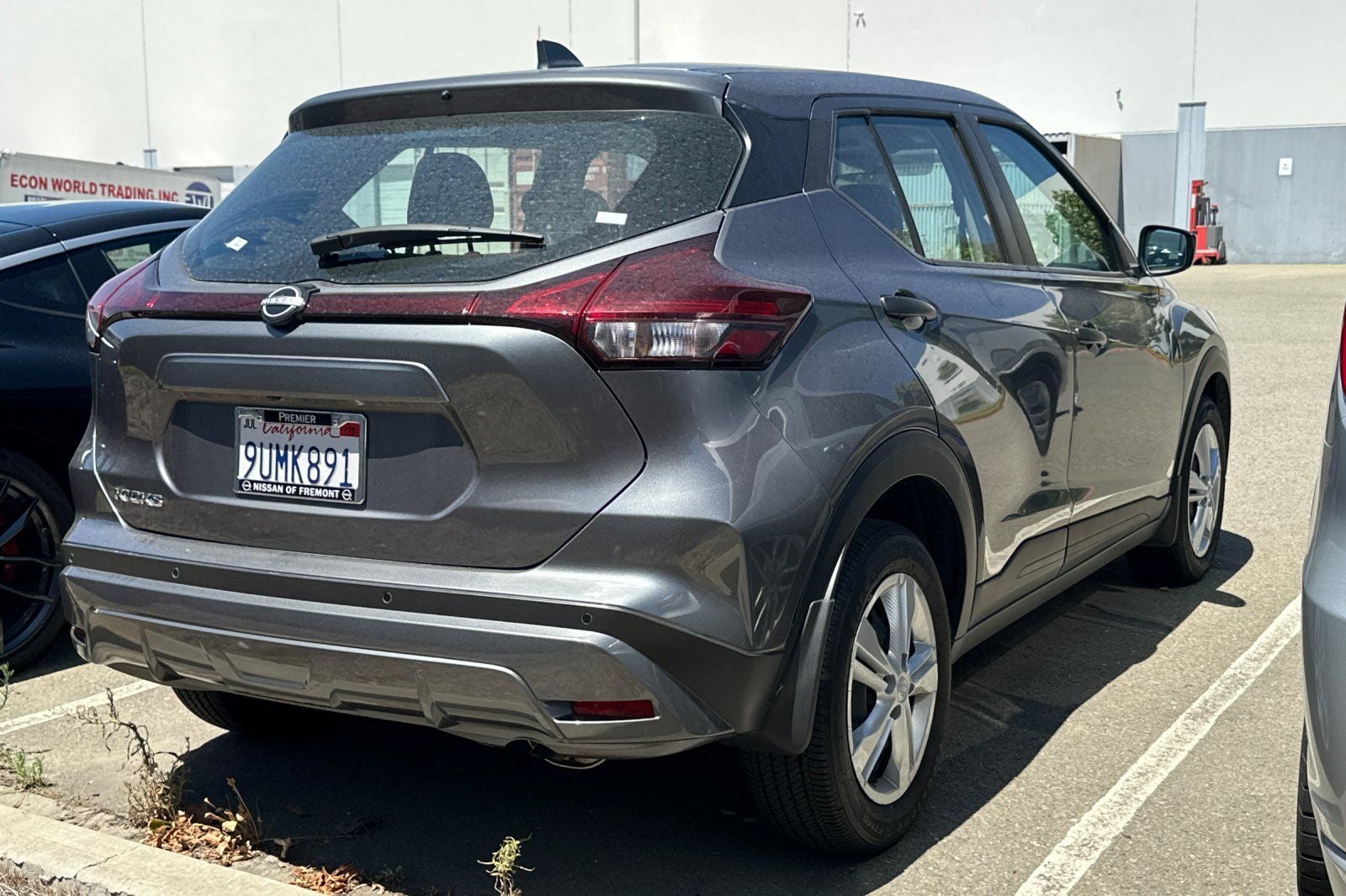 2025 Nissan Kicks Play S