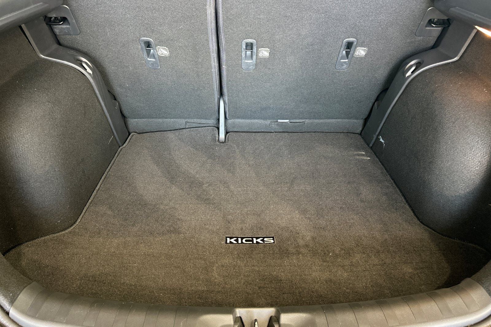 2018 Nissan Kicks S