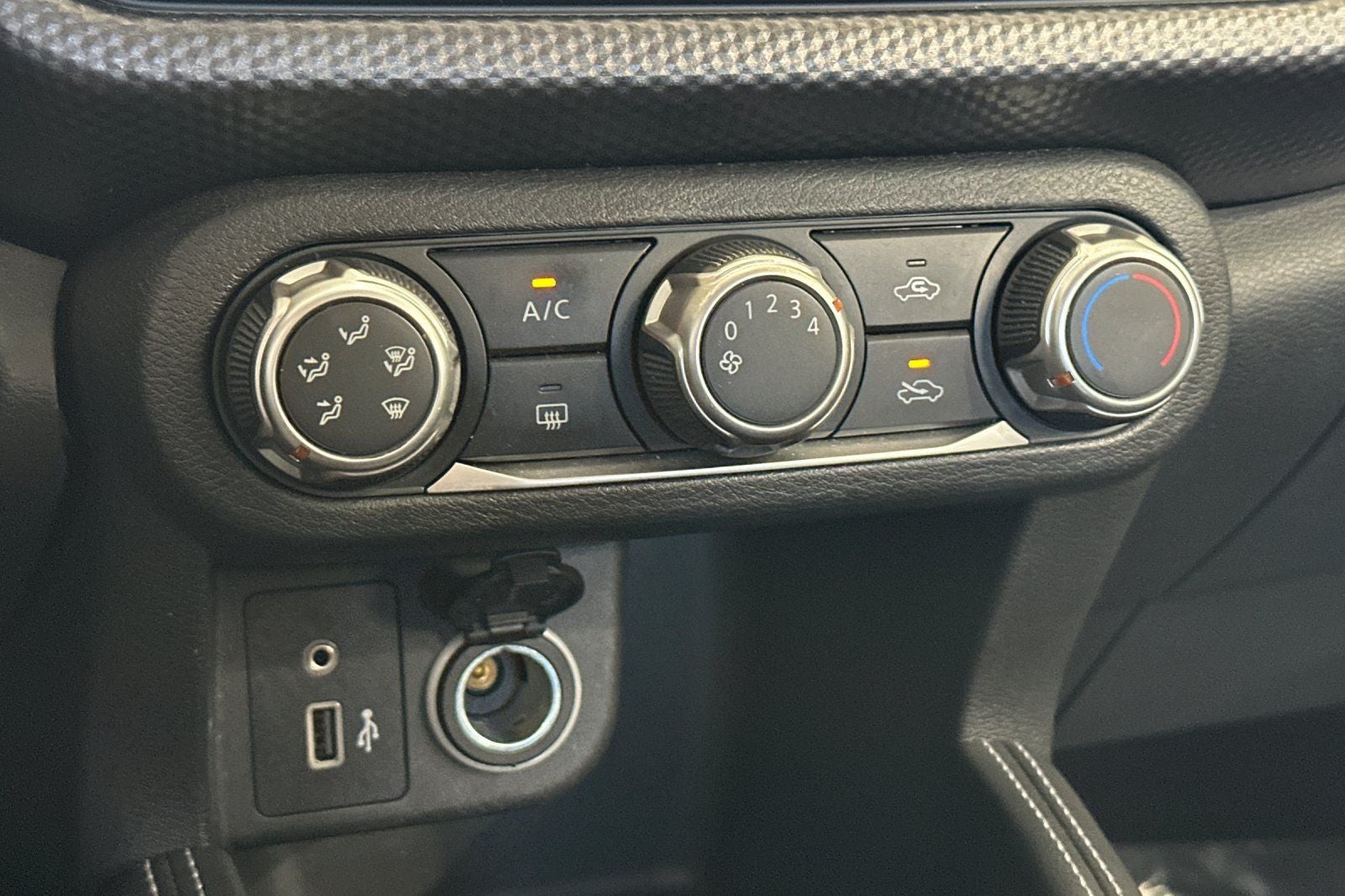 2018 Nissan Kicks S
