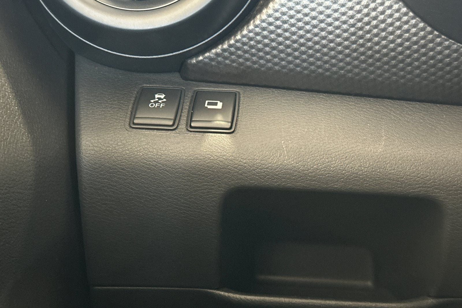 2018 Nissan Kicks S
