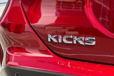 2024 Nissan Kicks SR
