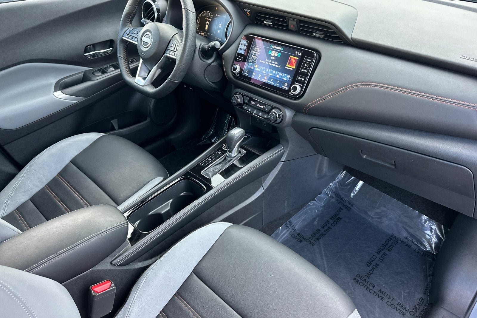 2024 Nissan Kicks SR