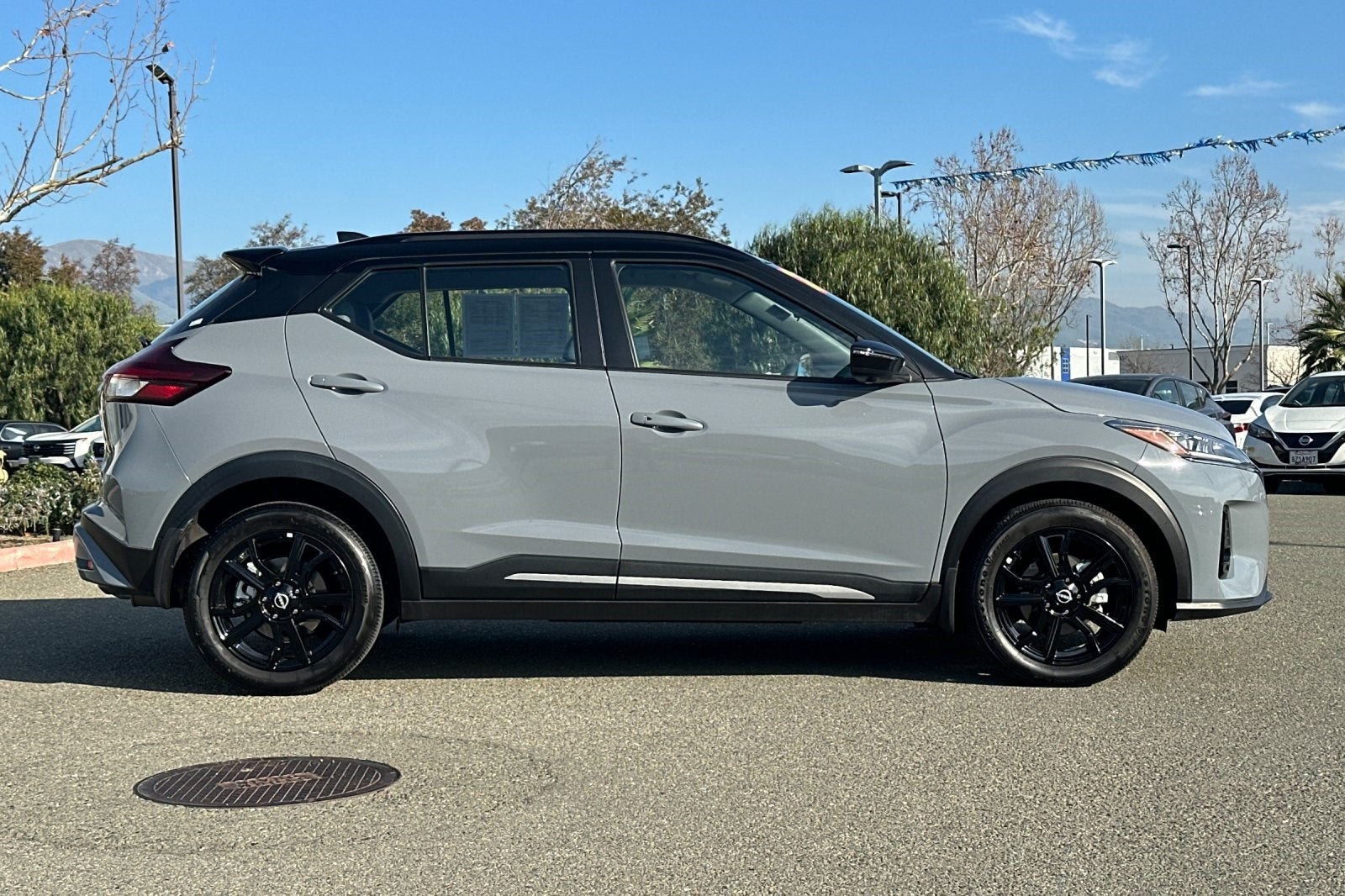 2024 Nissan Kicks SR