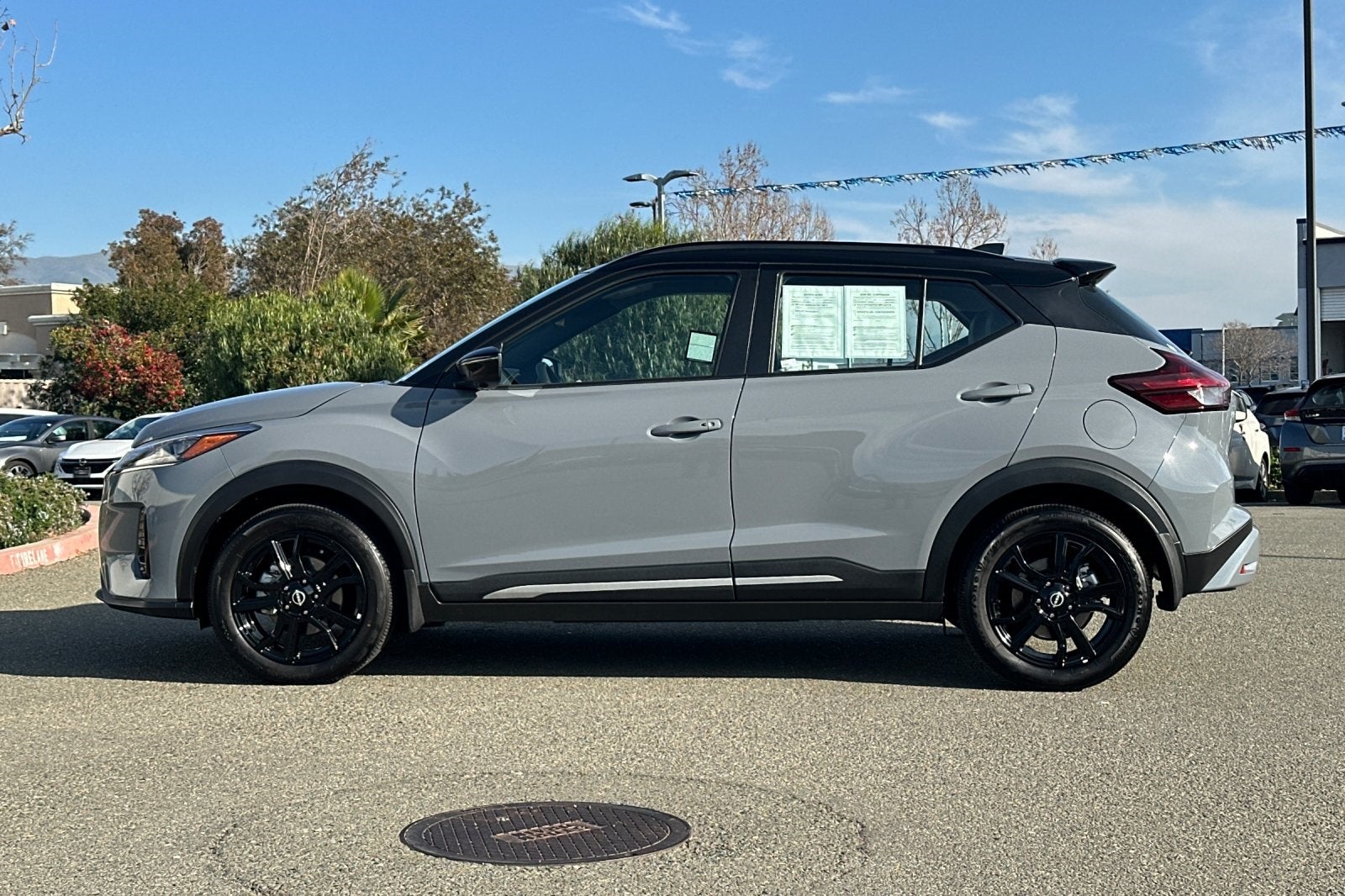 2024 Nissan Kicks SR