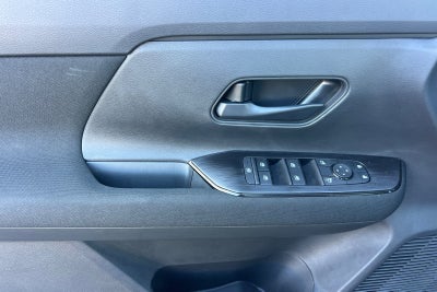 2027 Nissan Kicks S