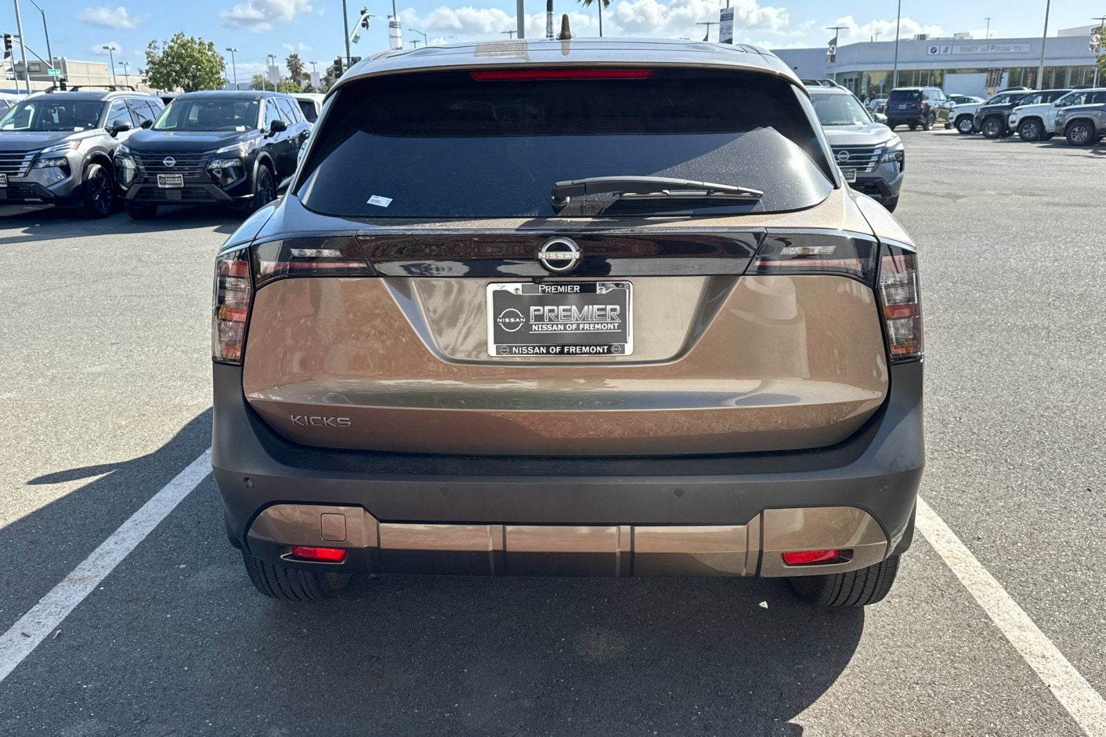 2025 Nissan Kicks SV