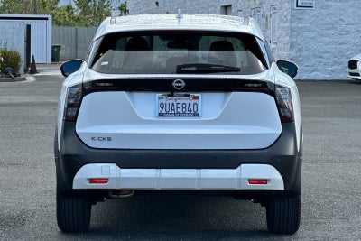 2025 Nissan Kicks SV