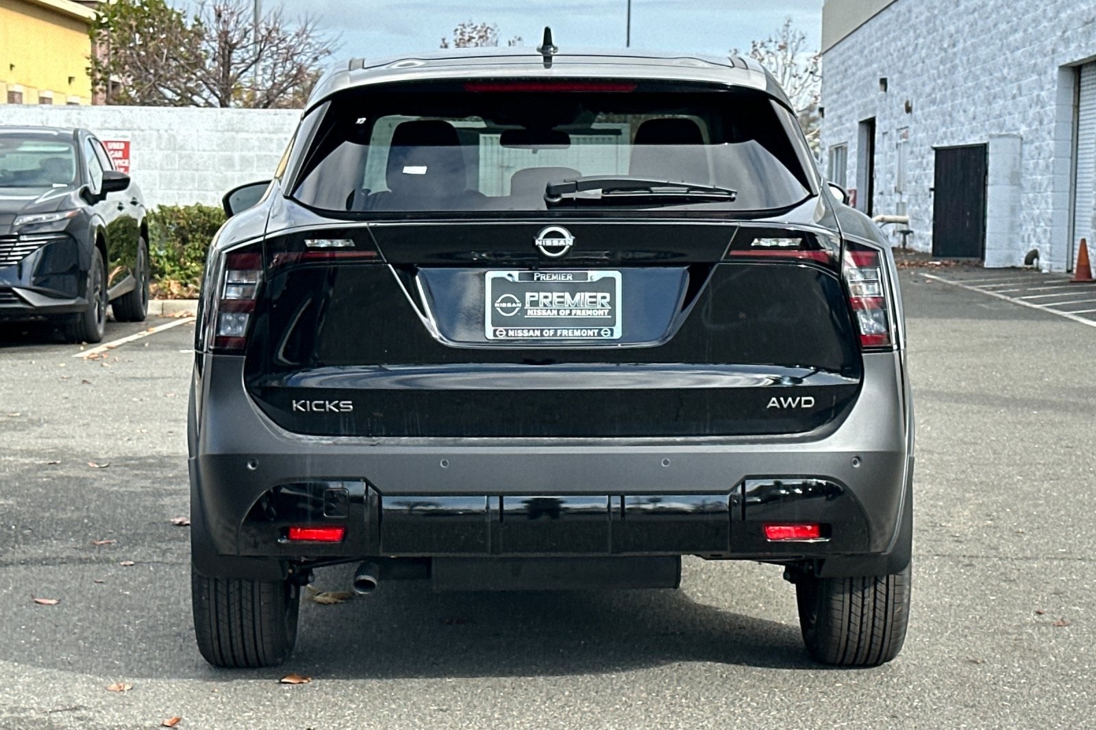 2025 Nissan Kicks SV