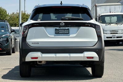 2026 Nissan Kicks SV