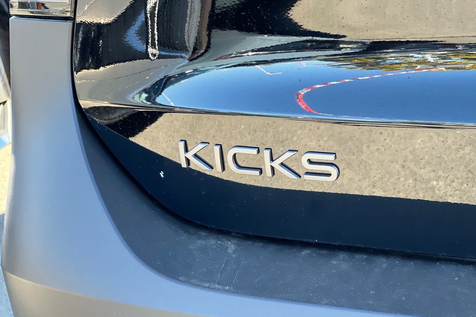 2027 Nissan Kicks SV