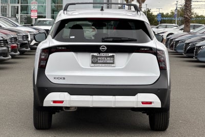 2026 Nissan Kicks SV