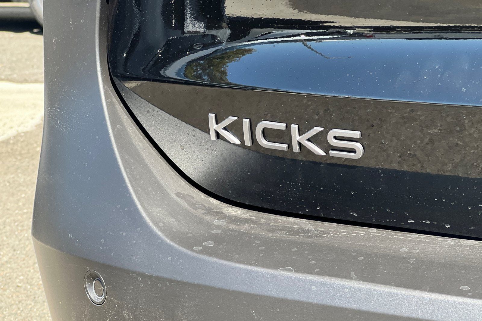 2027 Nissan Kicks SR