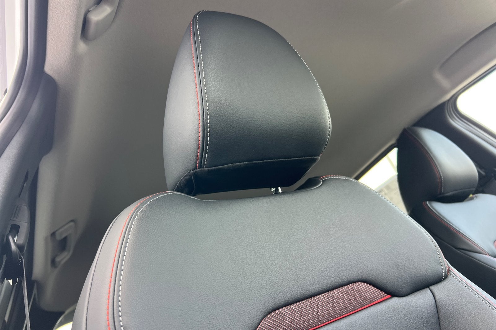 2027 Nissan Kicks SR