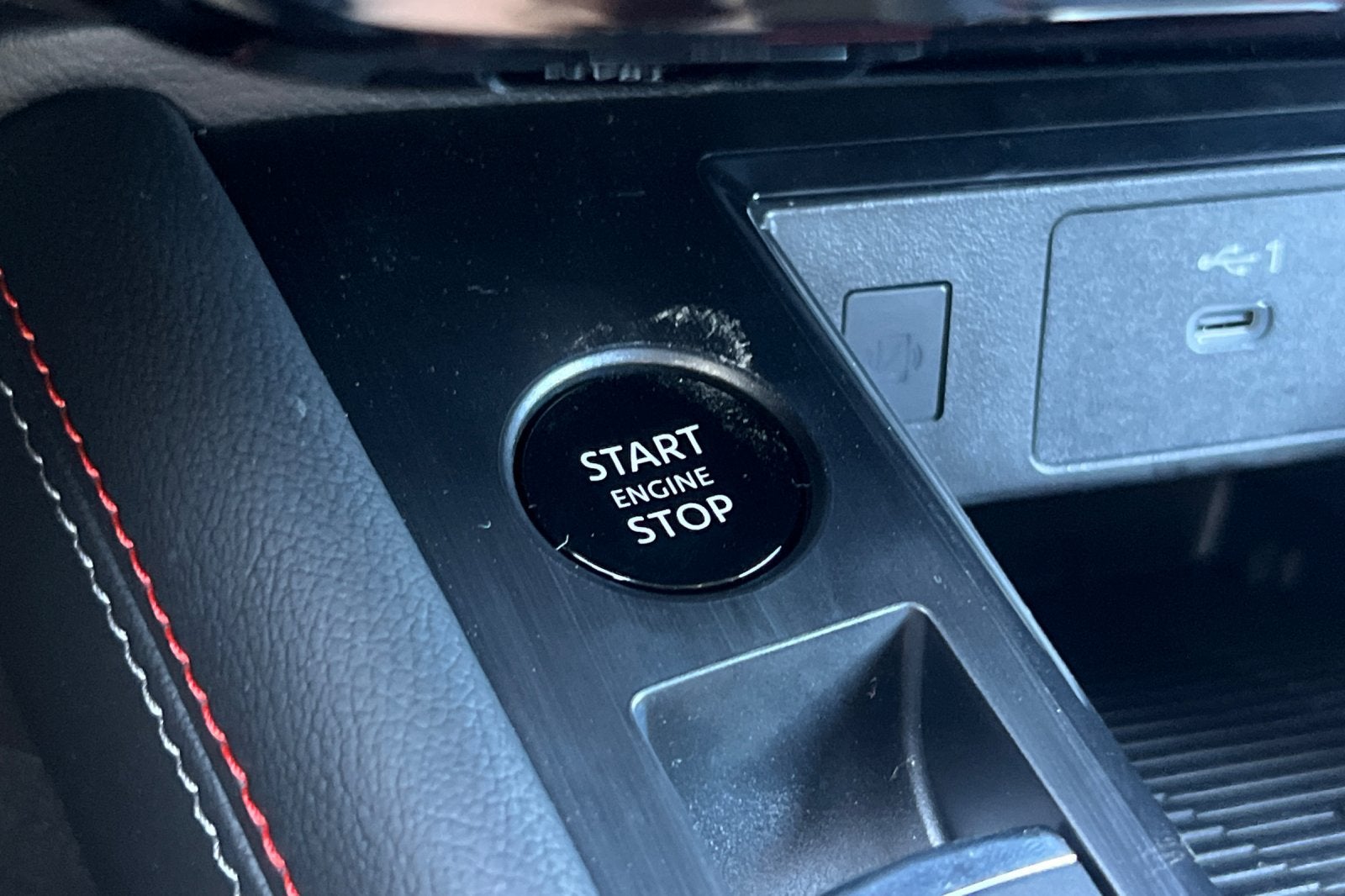 2027 Nissan Kicks SR