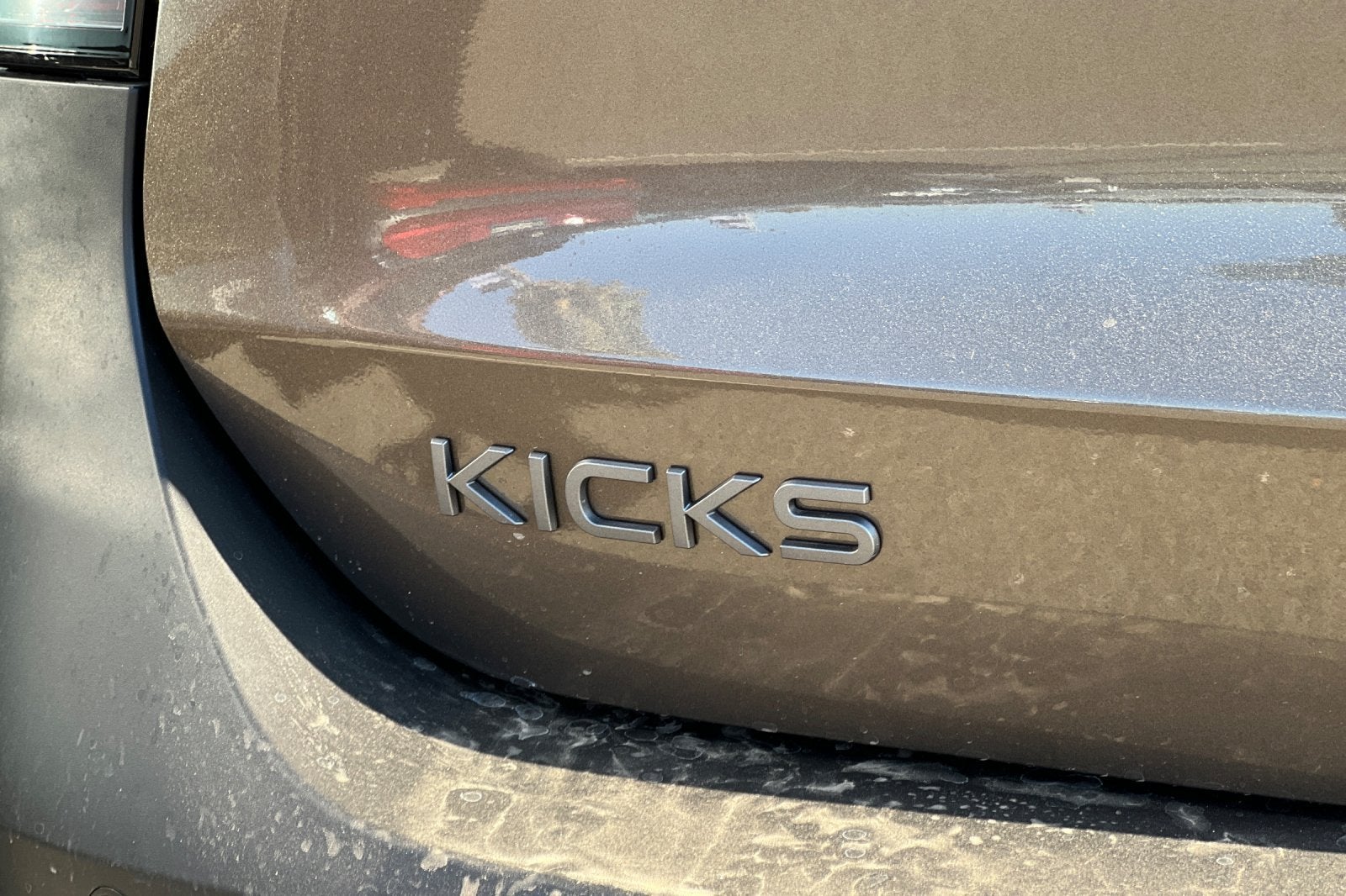 2027 Nissan Kicks SR