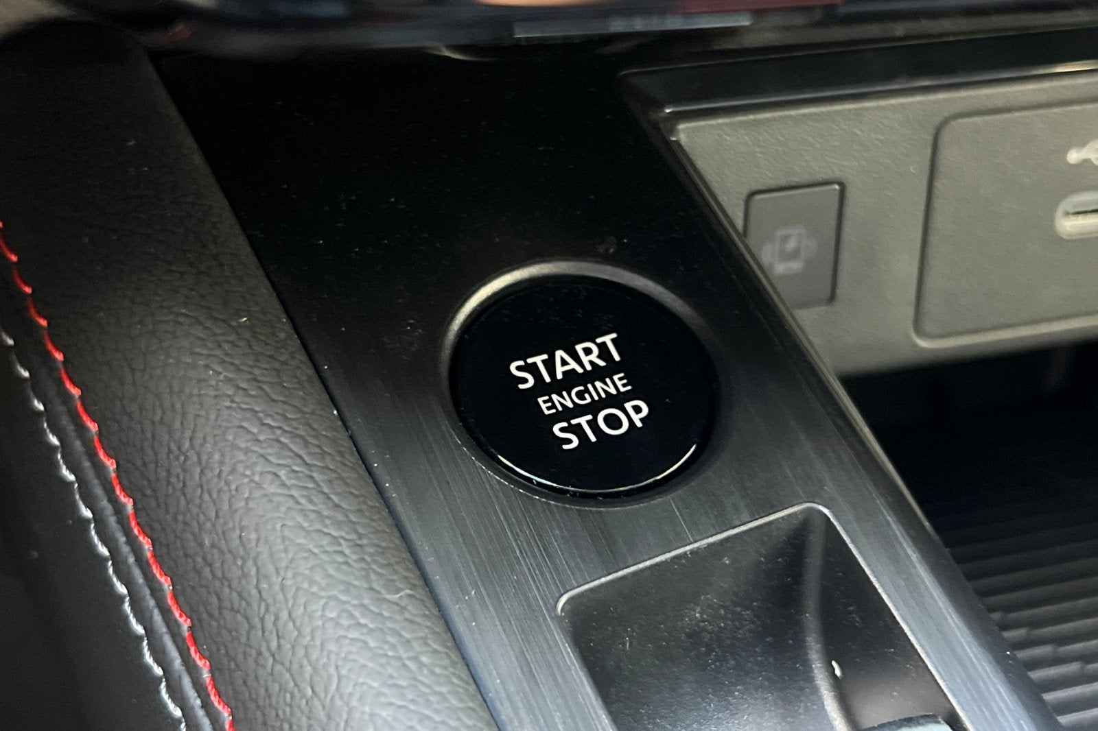 2027 Nissan Kicks SR