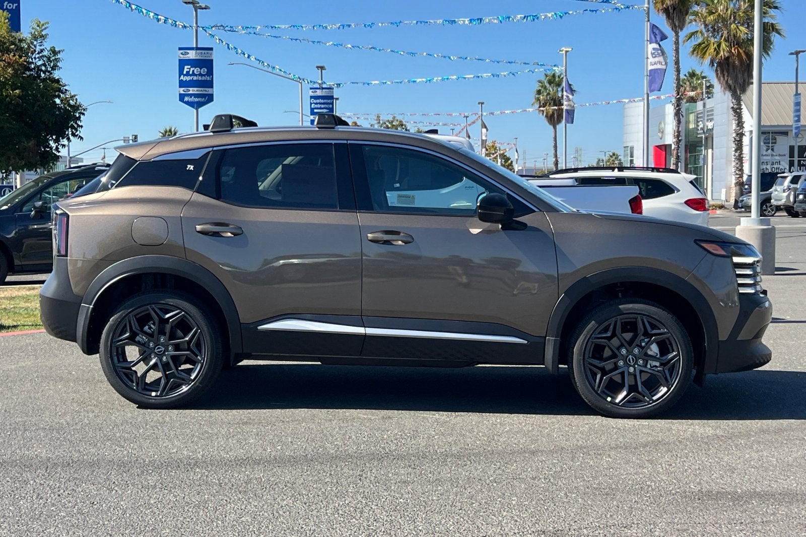 2027 Nissan Kicks SR