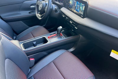 2027 Nissan Kicks SR