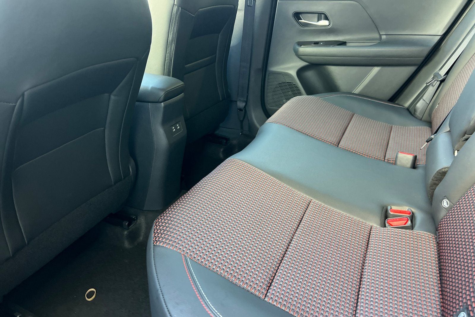 2027 Nissan Kicks SR