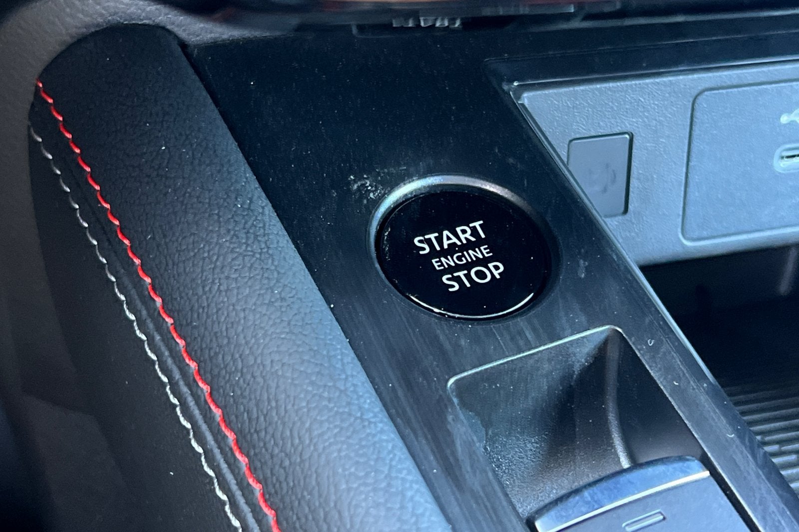2027 Nissan Kicks SR