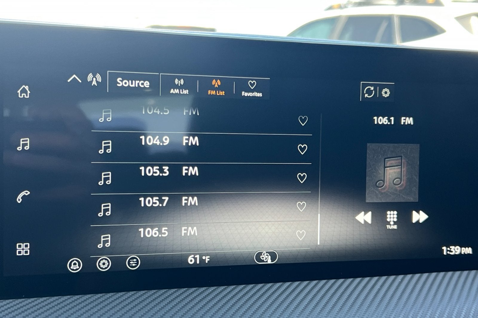 2027 Nissan Kicks SR