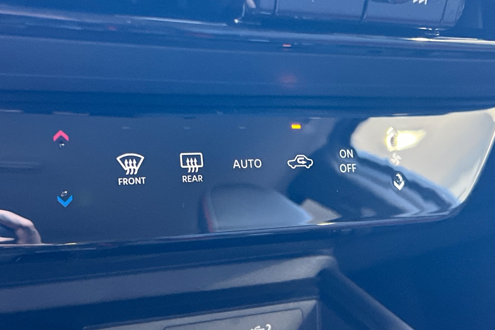 2027 Nissan Kicks SR