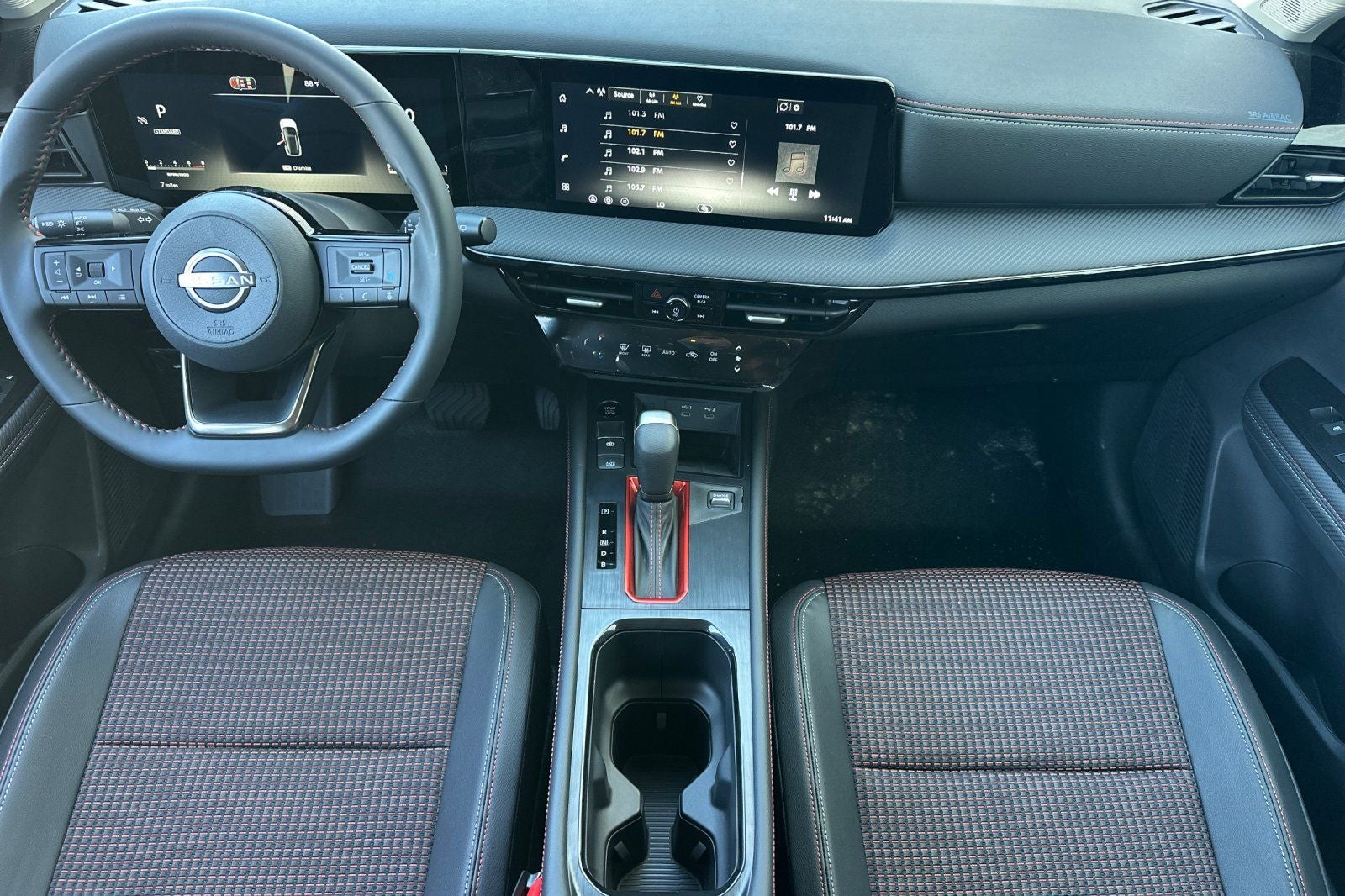 2027 Nissan Kicks SR