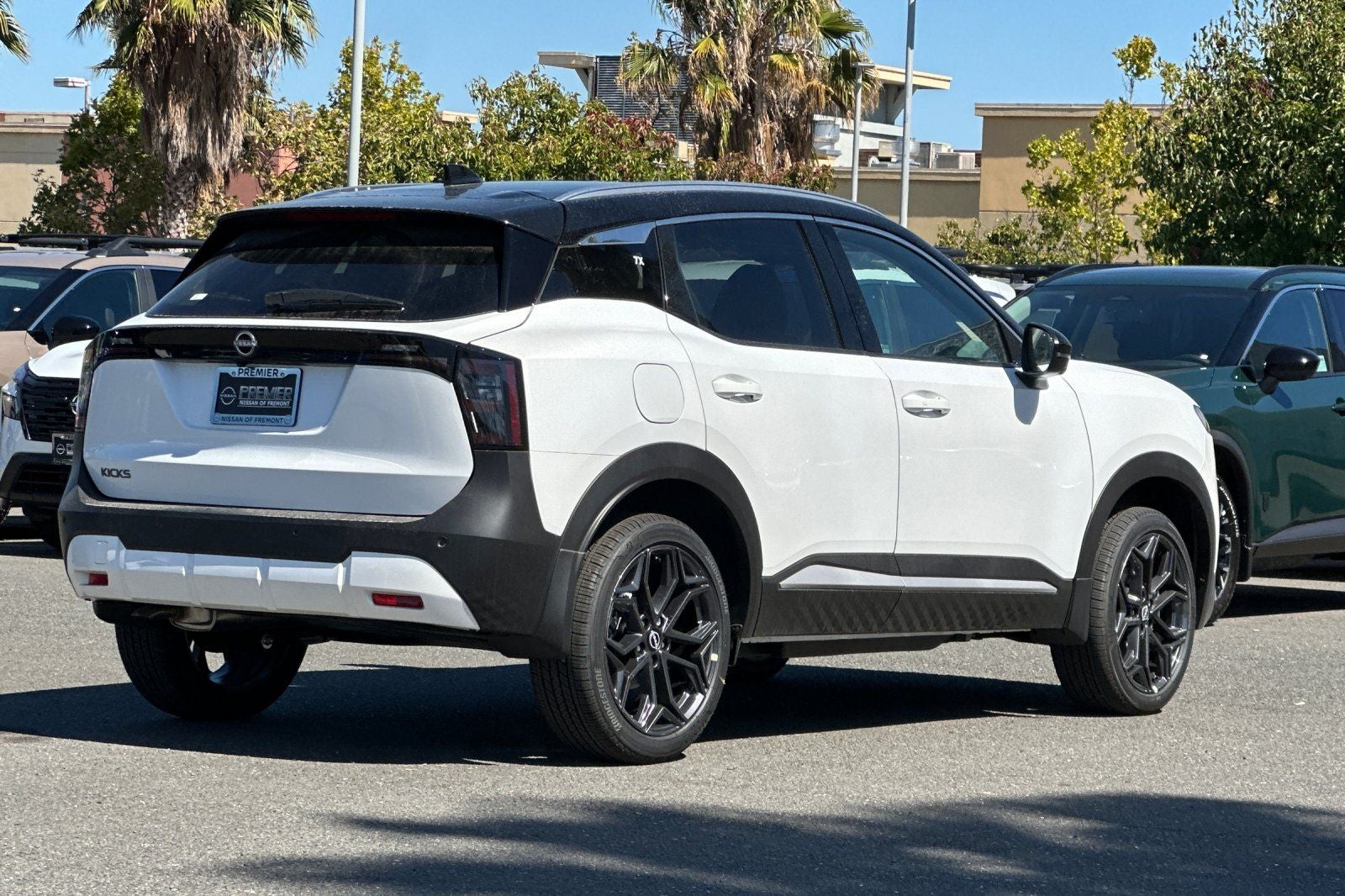 2027 Nissan Kicks SR