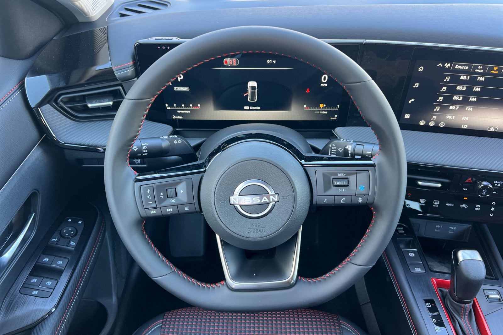 2027 Nissan Kicks SR