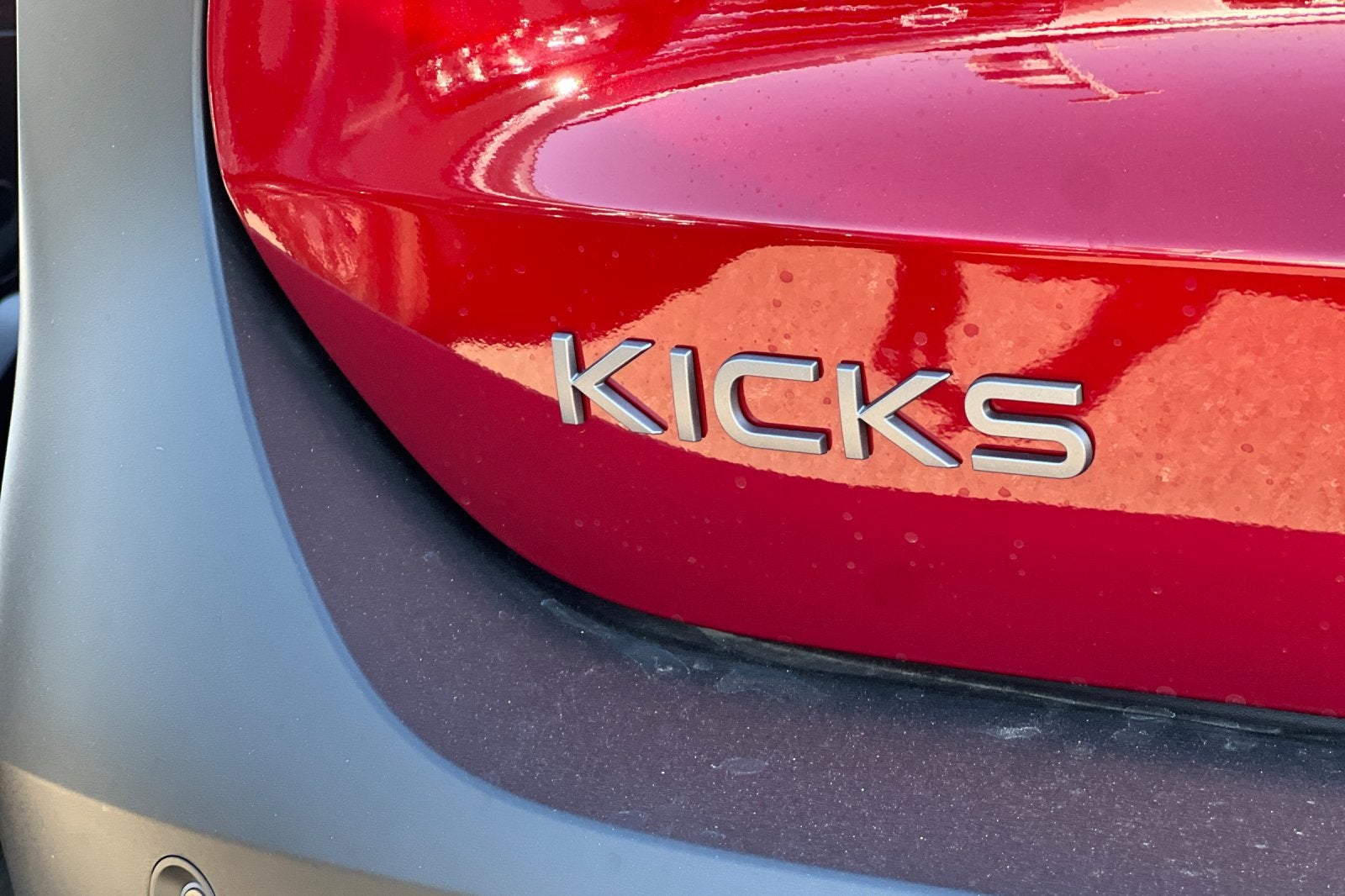 2027 Nissan Kicks SR