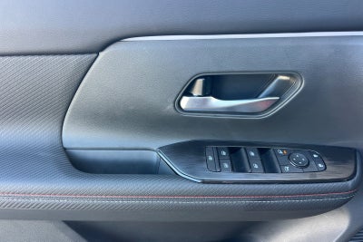 2027 Nissan Kicks SR